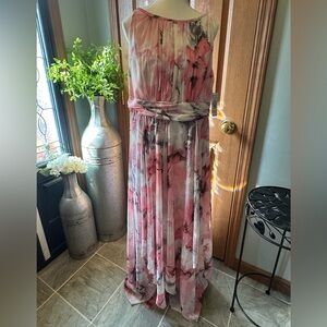 R & M Richard’s Watercolor Floral Sleeveless Maxi Dress Pink/gray EUC  Size 14W